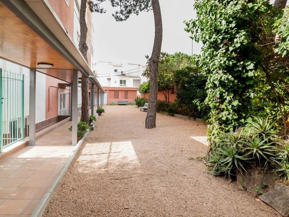 Waterfront Apartment in Playa de Aro With Patio