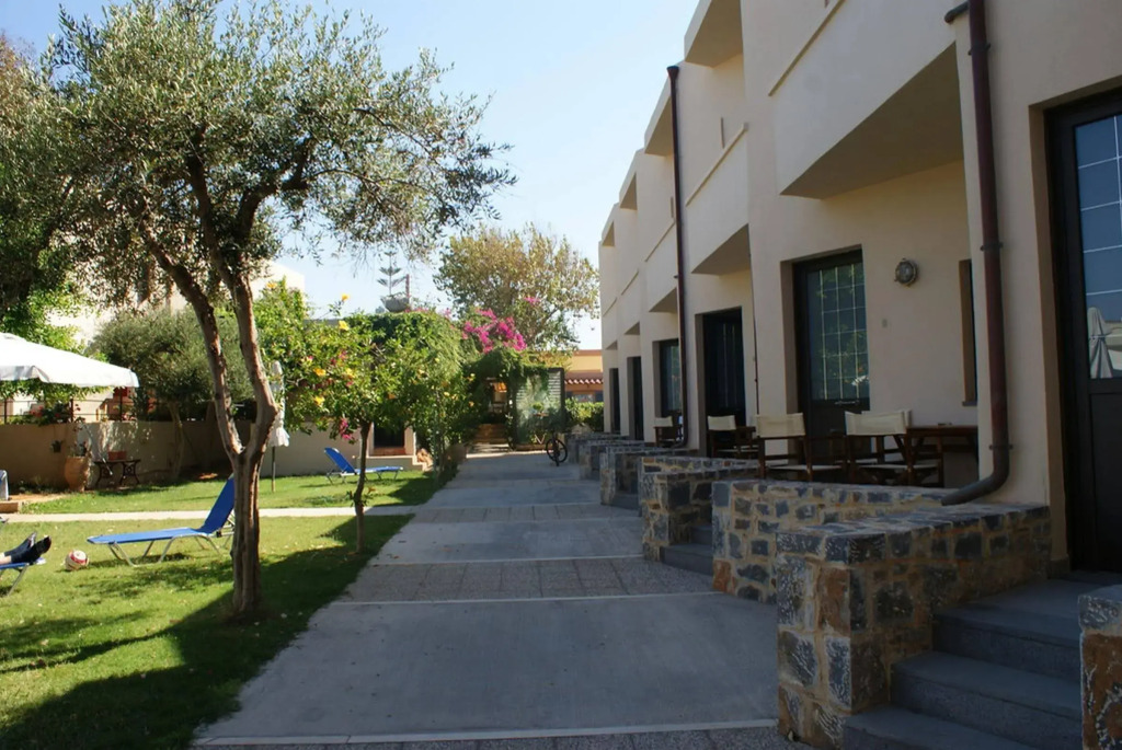 Creteco Hotel & Suites