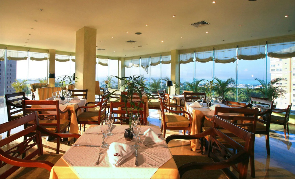 Dominican Fiesta Hotel