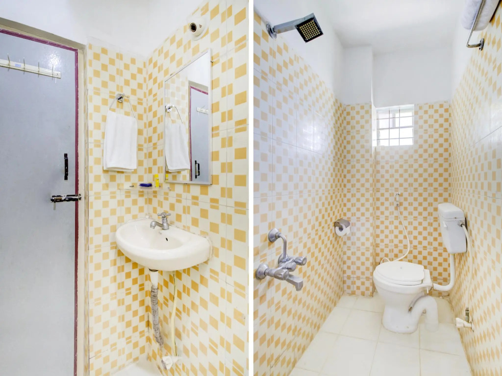 OYO 75854 Hotel Harsha Residency