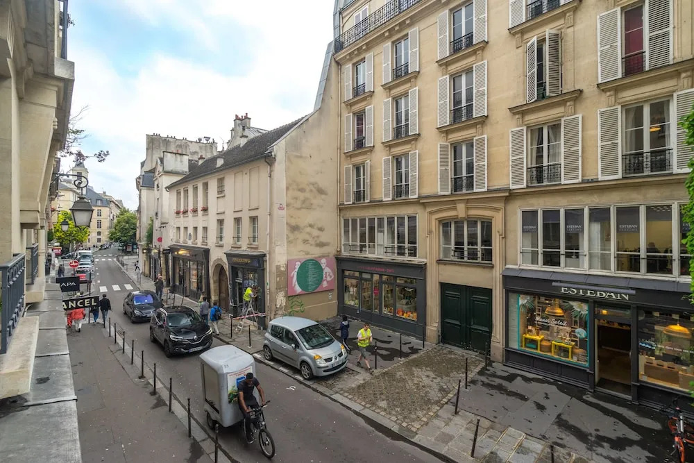 Marais Family - AC -Wifi