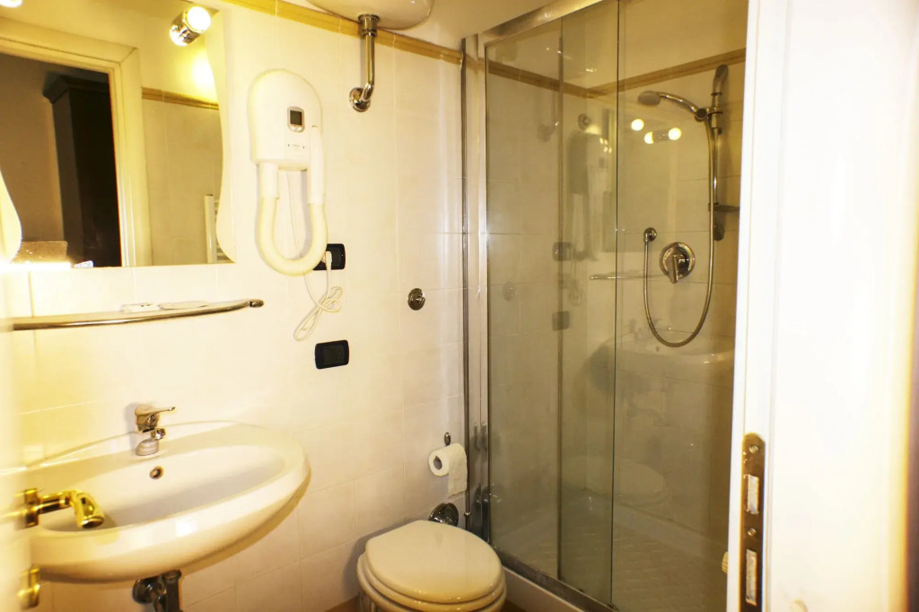 Sixtythree guesthouse