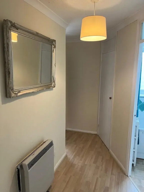 Enfield City Apartment Retreat