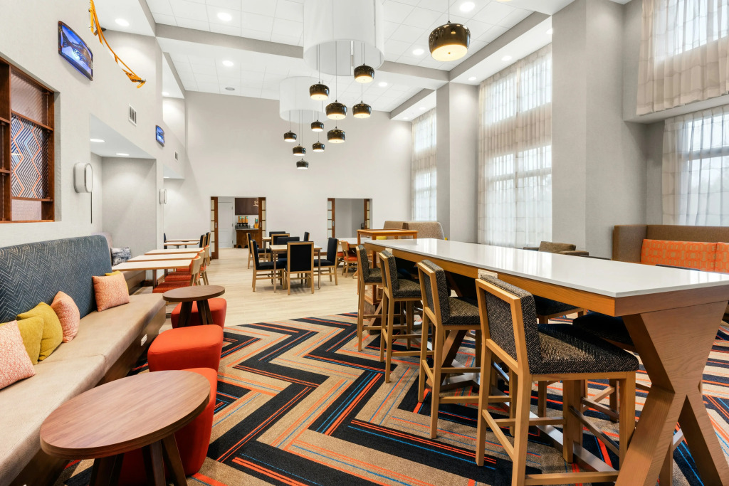 Hampton Inn & Suites Fairbanks