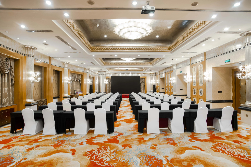 Crowne Plaza Qingdao by IHG