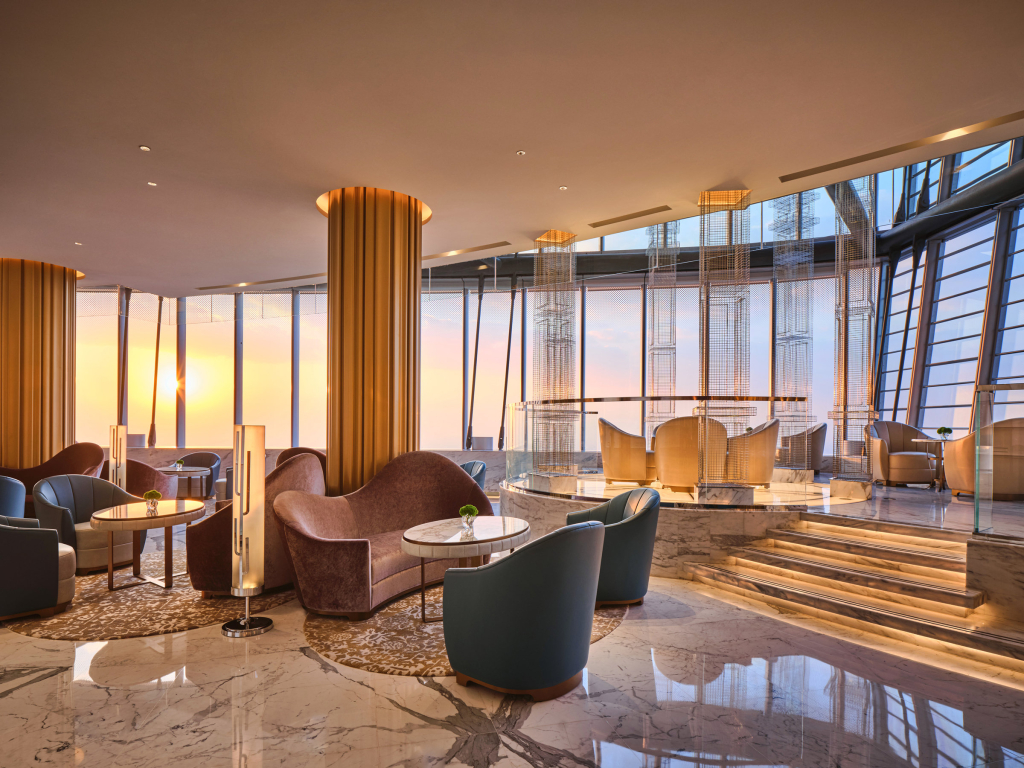 J Hotel, Shanghai Tower