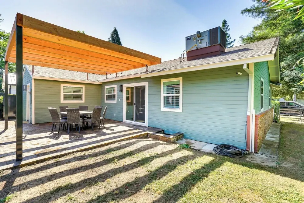 Walk to Park & Aquatic Center: Airy Redding Home!