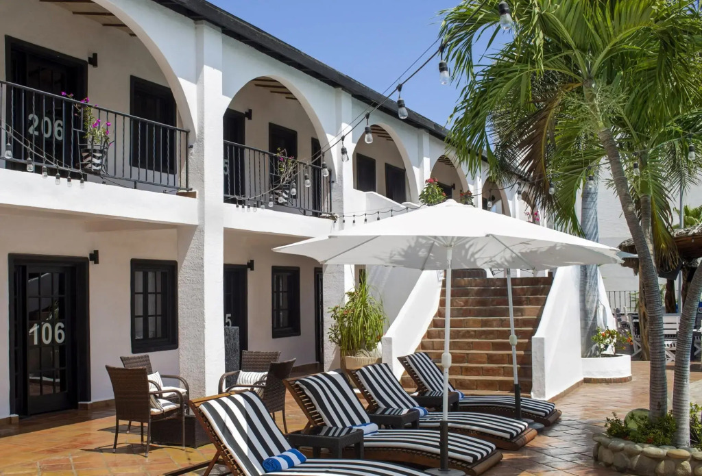 La Marina Inn