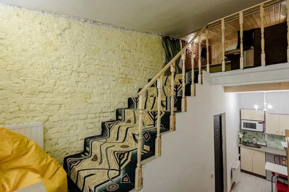 Studio apartment on 13 Liniya