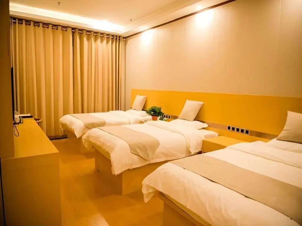 GreenTree Inn Qinhuangdao Lulong County North Gate Road Express Hotel