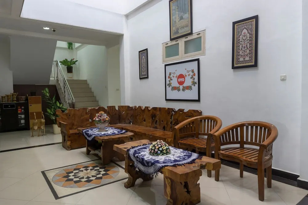 Oyo 916 Bintara Guest House