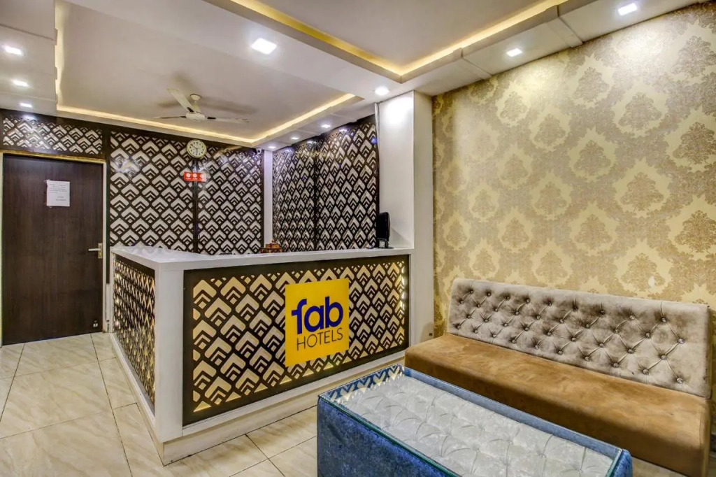 Fabhotel Csfc