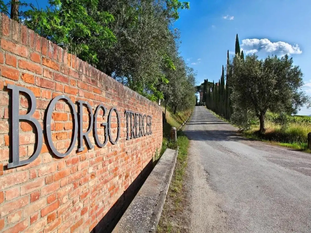 Vintage Mansion in Montepulciano With Pool