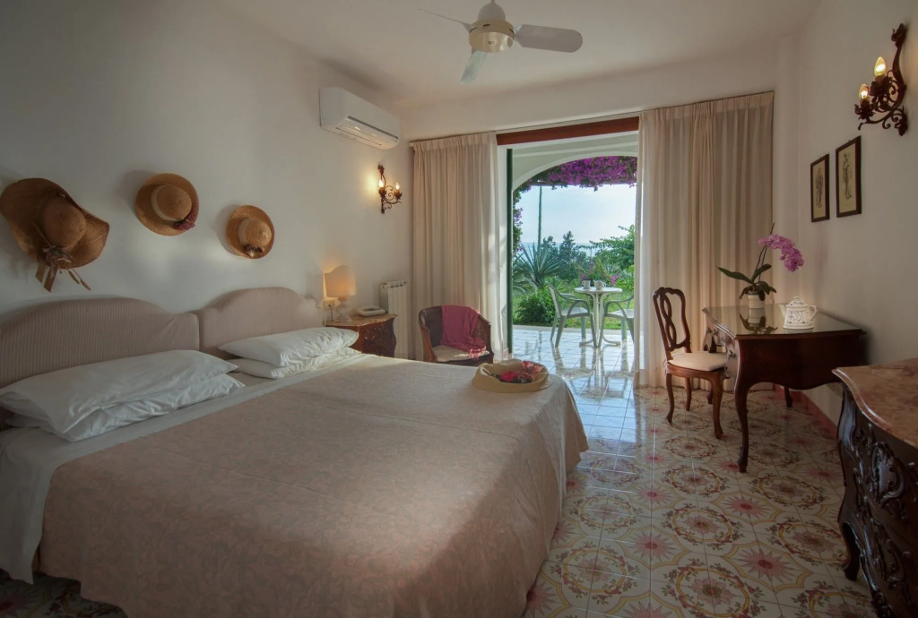 Semiramis Hotel De Charme & Pools