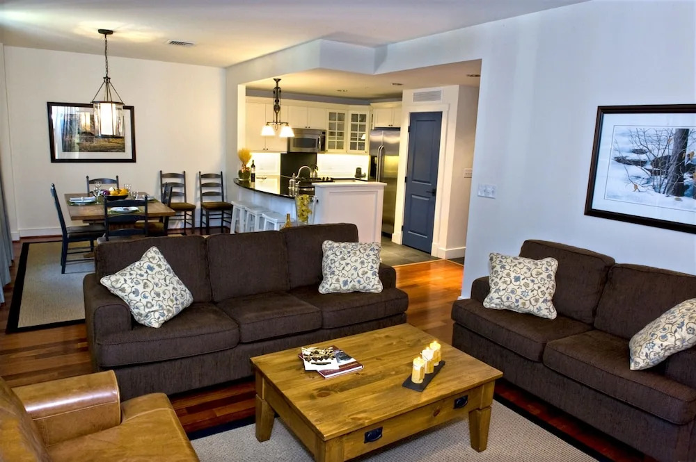 Clay Brook Hotel at Sugarbush
