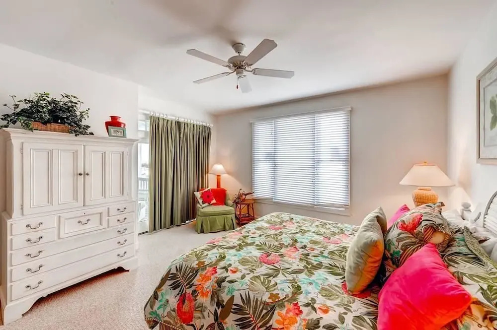 Indigo Pelican Indigo Pelican 5 Bedroom Holiday Home By Bald Head Island