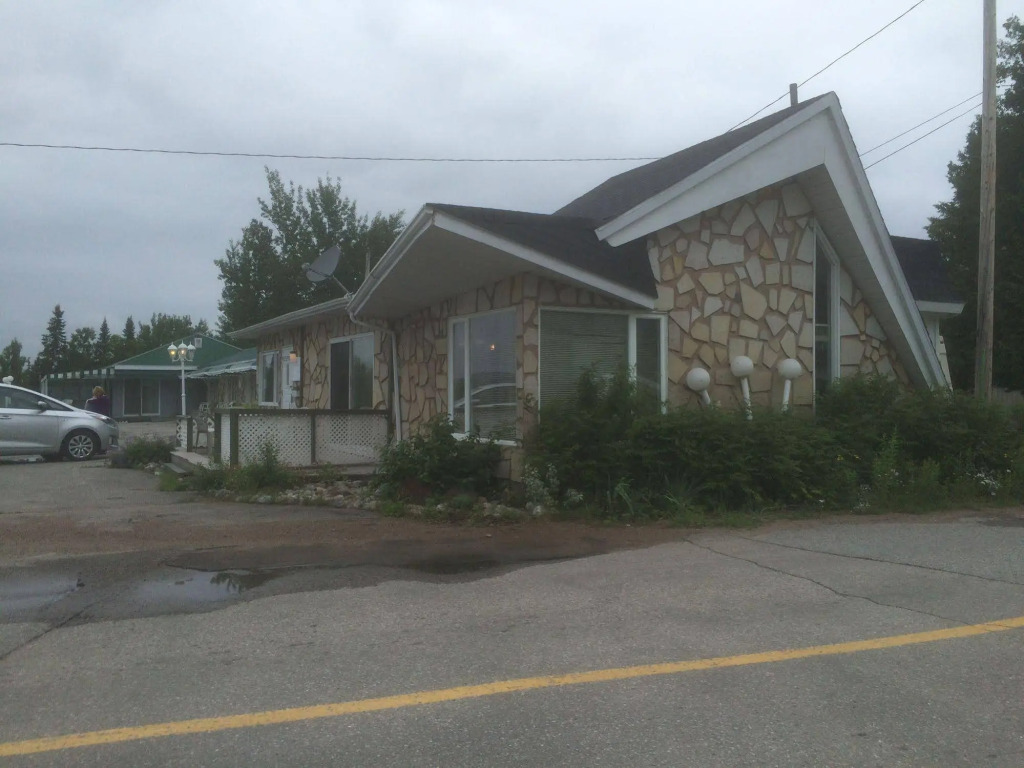 Motel Lac-Bouchette