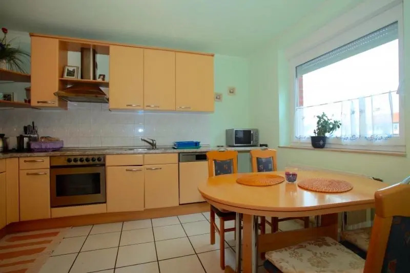 4526 Private Single Rooms