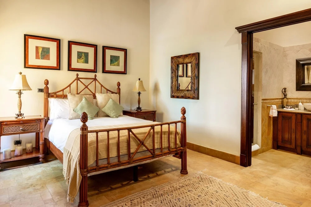 Elegant Mediterranean-Style Mansion with Beachfront Views and Private Infinity Pool