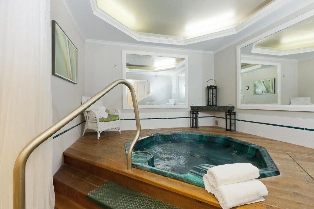 Elm Hurst Inn & Spa