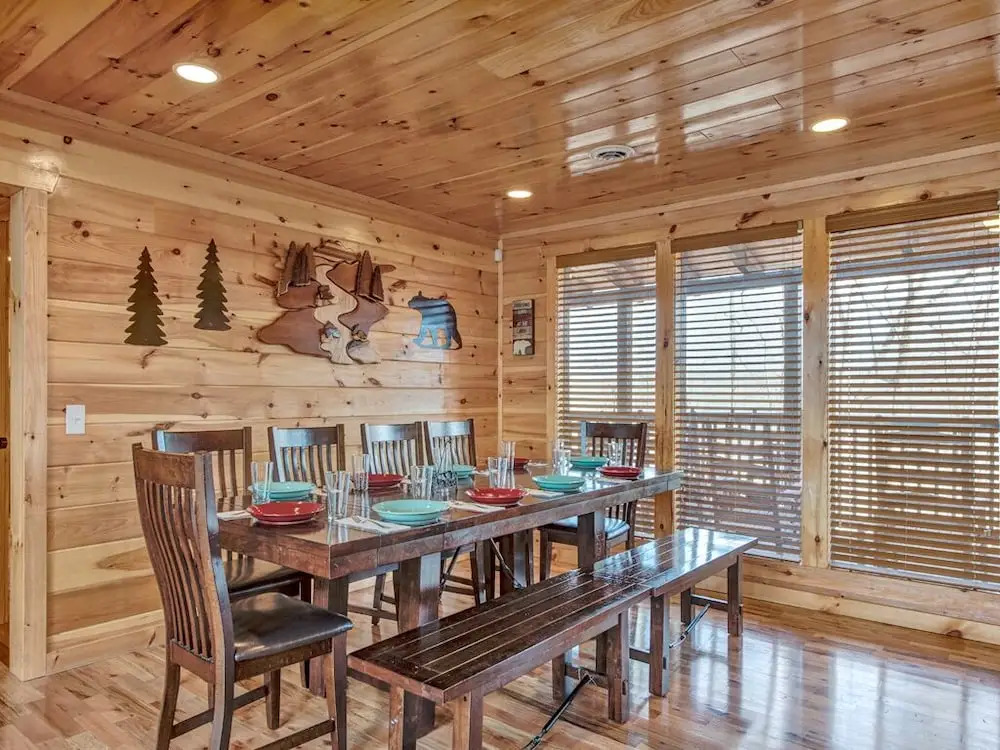 Parkside Lodge 6 Bedroom Home with Hot Tub