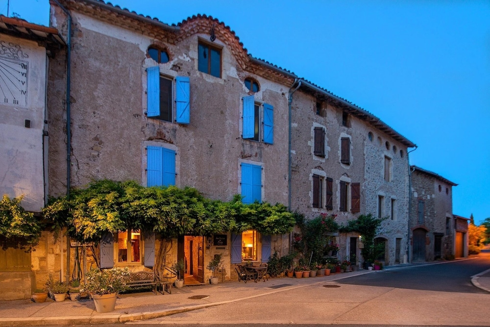 La Maison aux Puits
