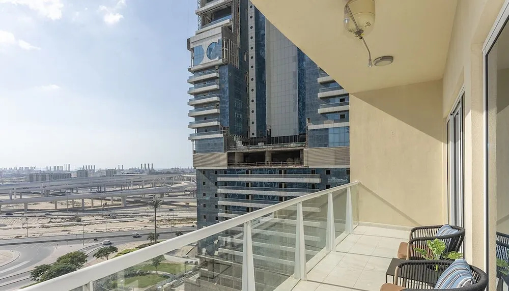 Homesgetaway - JLT Lake Views 1BR