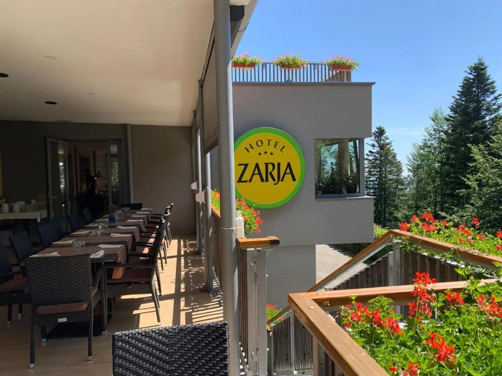 Hotel Zarja