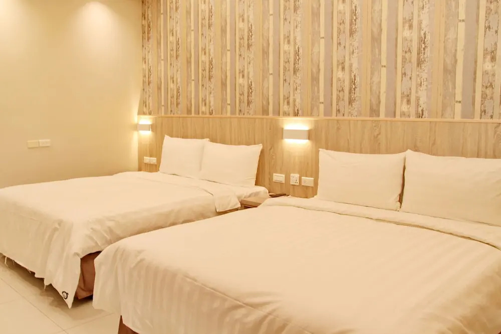Passion Fruit Hotel
