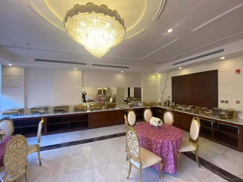 Отель Areen Hotel