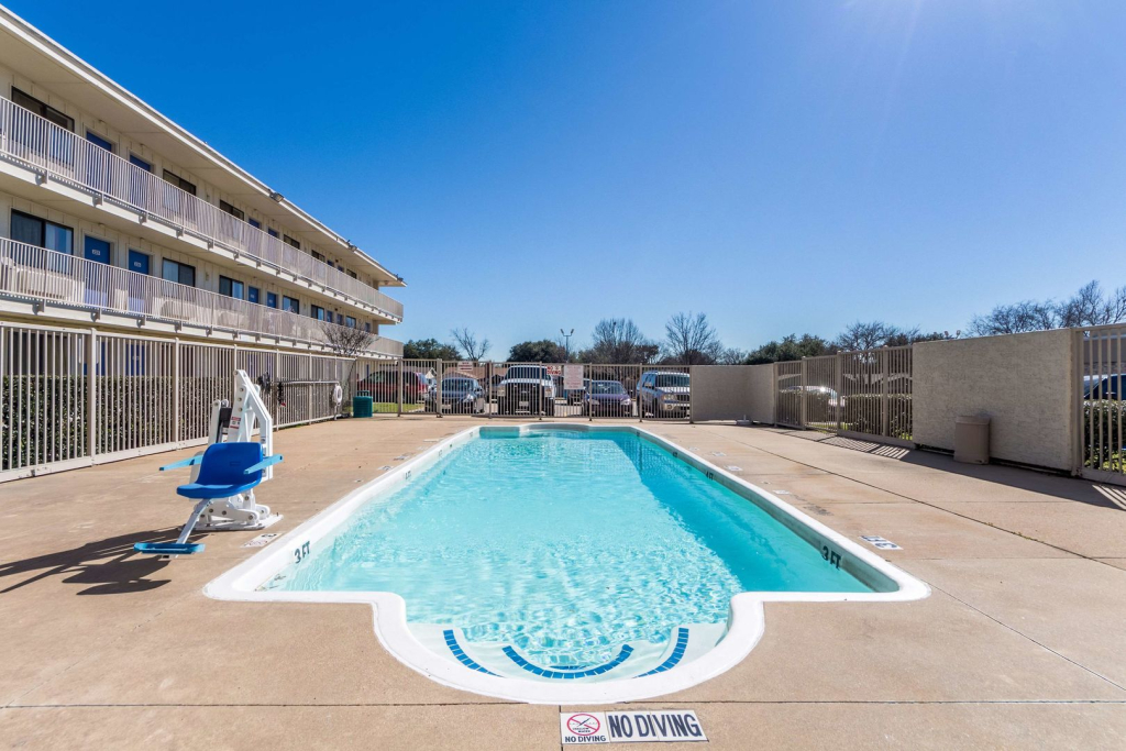 Motel 6-Garland, TX - Dallas