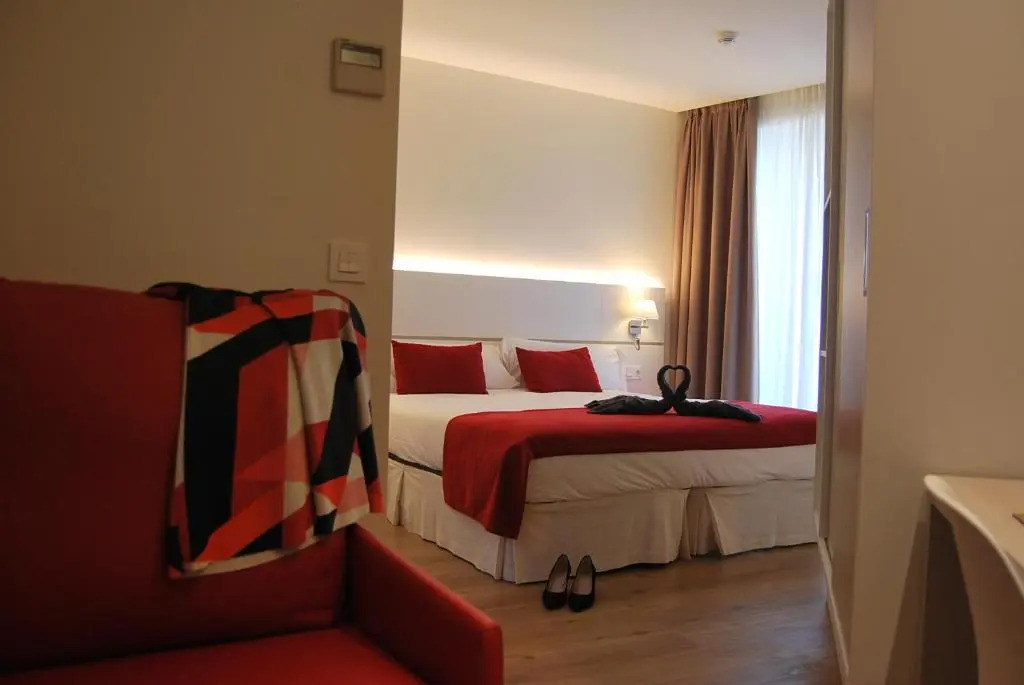 Hotel Pompaelo Plaza del Ayuntamiento & Spa