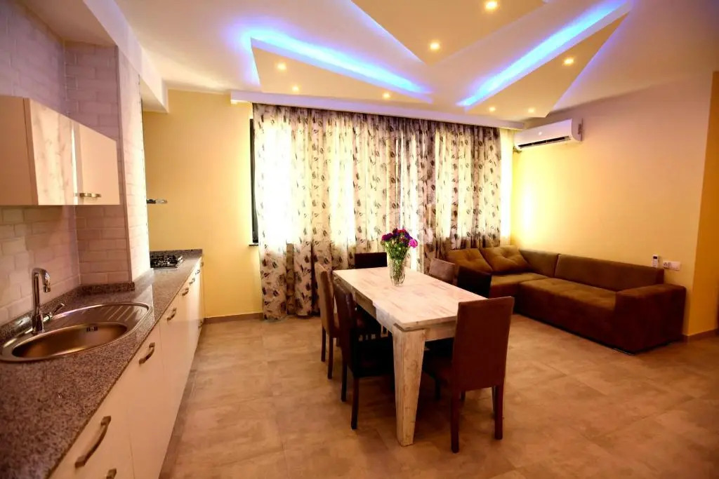 Irakli's rooms