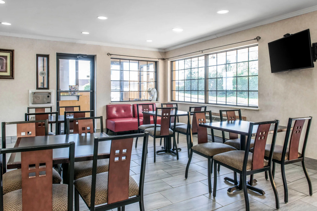 Econo Lodge Lexington Southeast