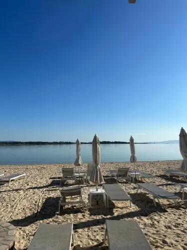 Zinozis Beach Apartments