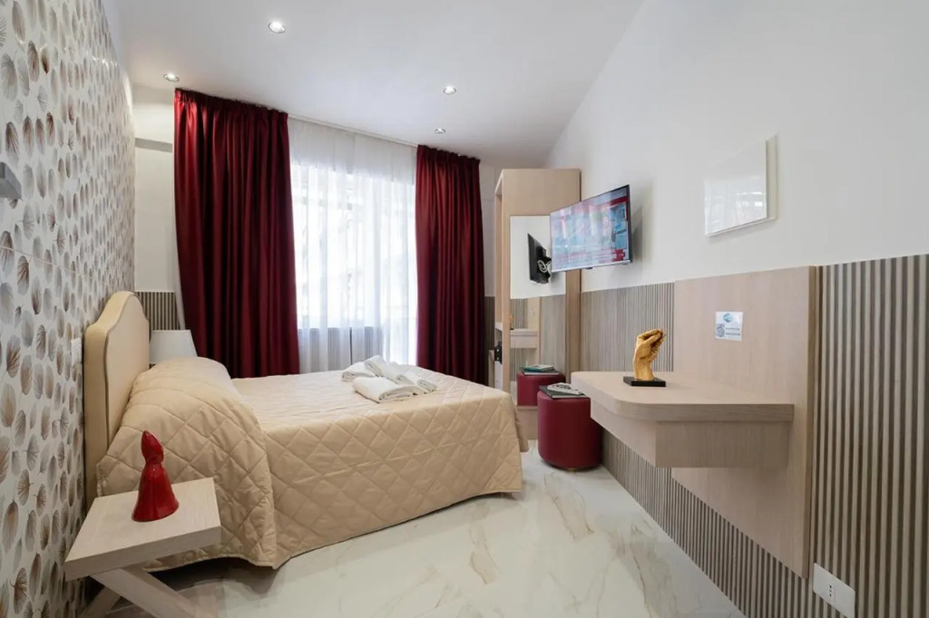 P.C. Boutique H. LifeStyle, Napoli Centro, by ClaPa Group Dislocated Hospitality