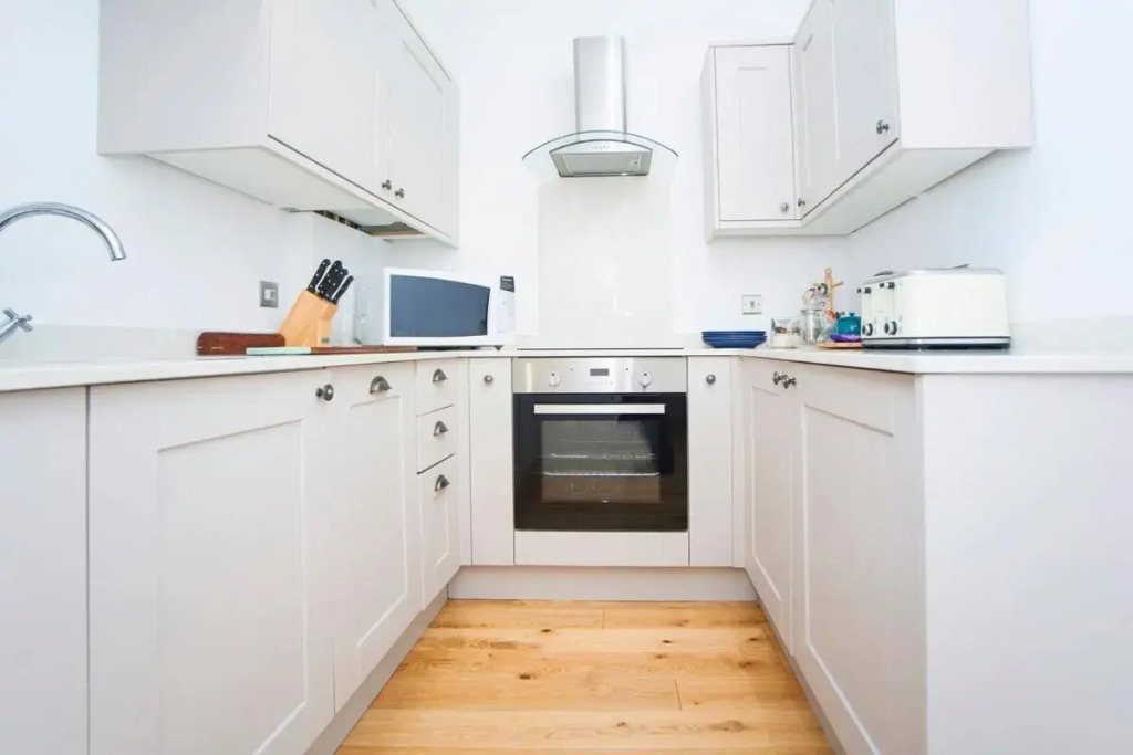 Georgian Garden Apartment - Central Bath