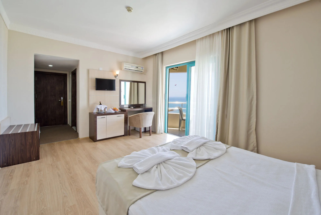 Отель Blue Alanya Beach