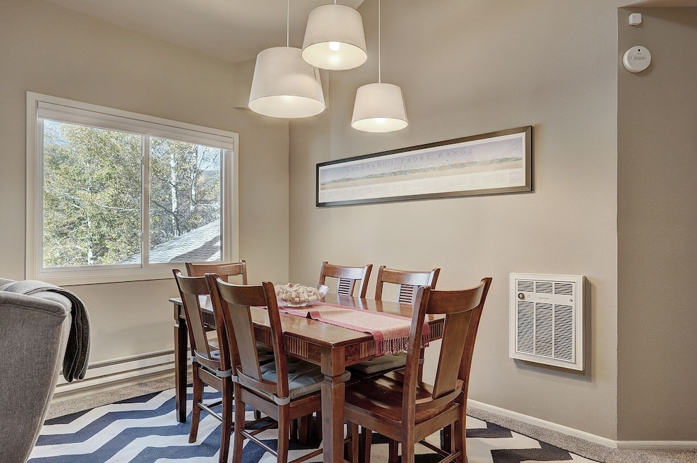 1127 Flying Dutchman 2 Bedroom Condo by RedAwning