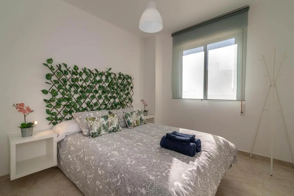 N&A Golondrinas Recently Renovated 2bdr Apt
