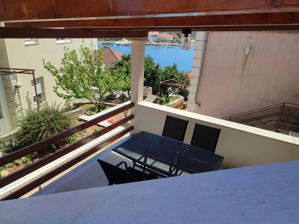 Relax - 50 M From Sea - A1