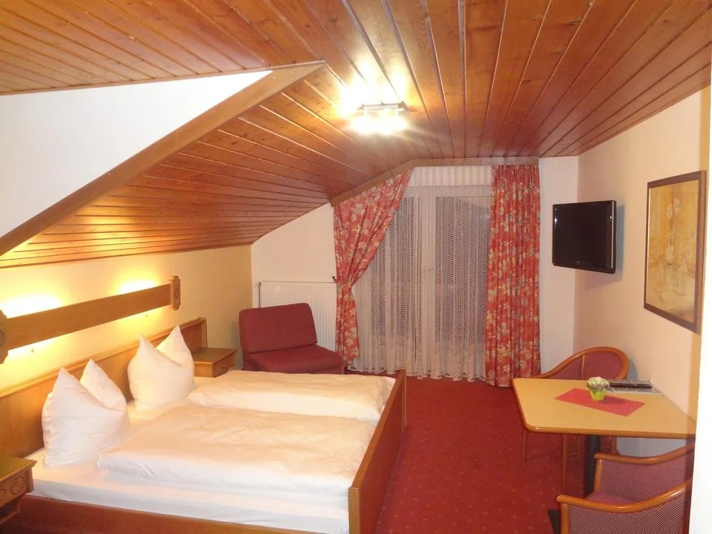Hotel Schneeweiss