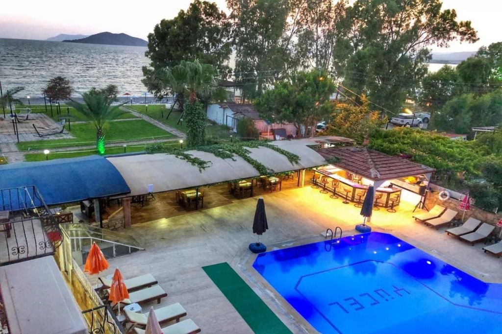 Yücel Hotel