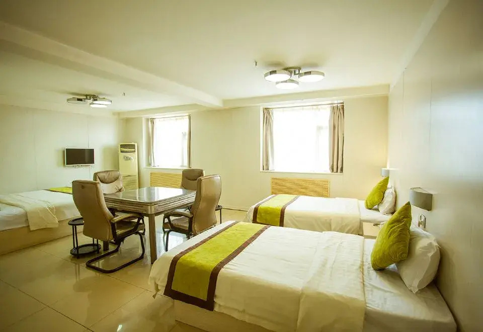Oasis Business Hotel (Dongying Xisi Road)