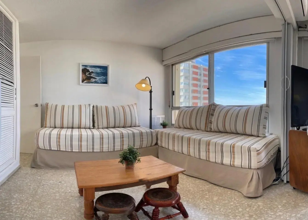 TORRE806 AP ACONCHEGANTE VISTA MAR na PENÍNSULA em PUNTA DEL ESTE