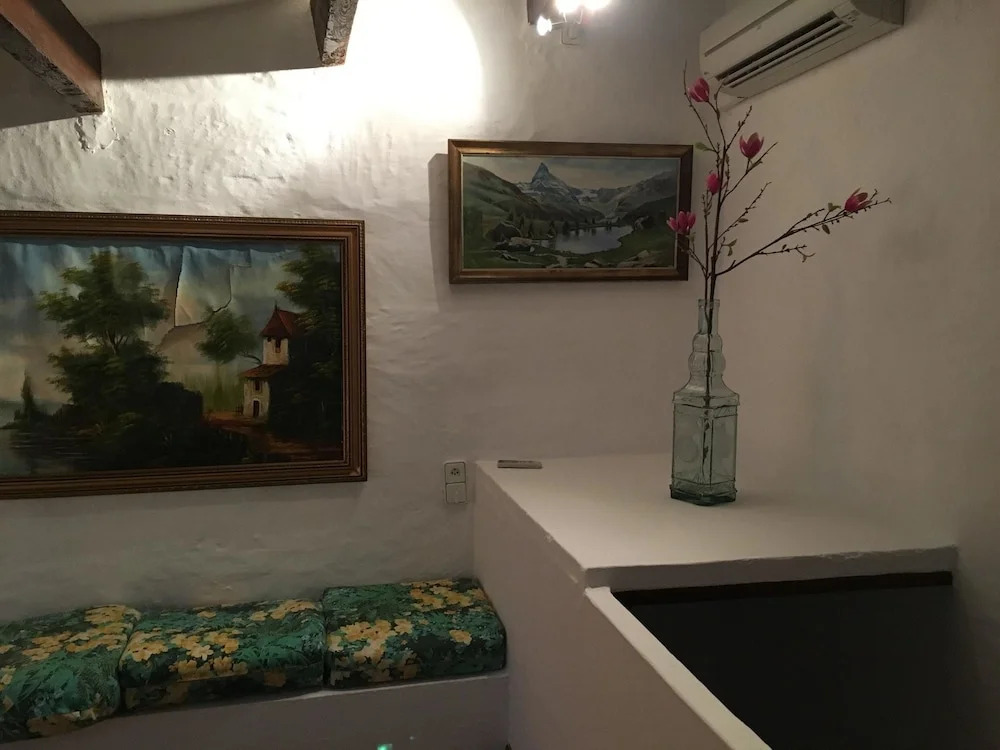 Villa With 4 Bedrooms in Trebelúger, With Private Pool, Furnished Terr