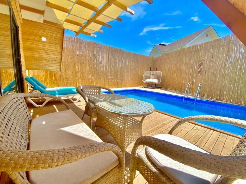 Wonderful Bungalow with Private Pool, Garden and BBQ in Fethiye