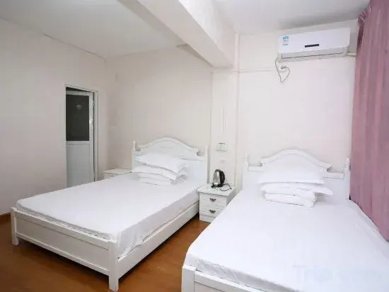 Ningbo Denghua Hotel