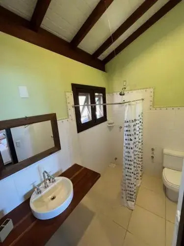 Casa Silveira a 400m da praia - condomínio fechado
