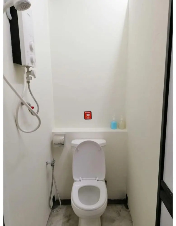 Third Street Station - Hostel